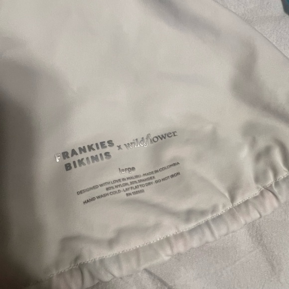 Frankie Bikinis x Wildflower Bikini - Picture 3 of 3